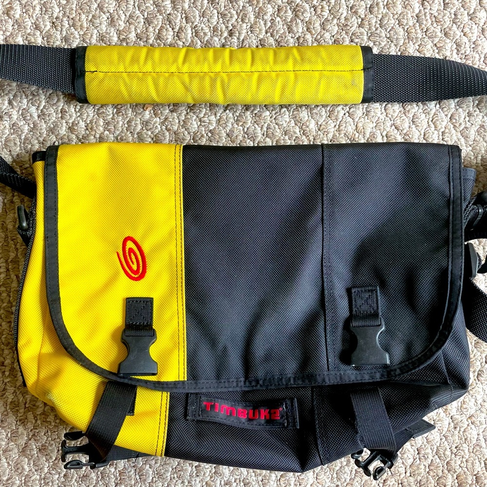 Timbuk2 small messenger bag
